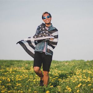 Meet your Posher, Deedee